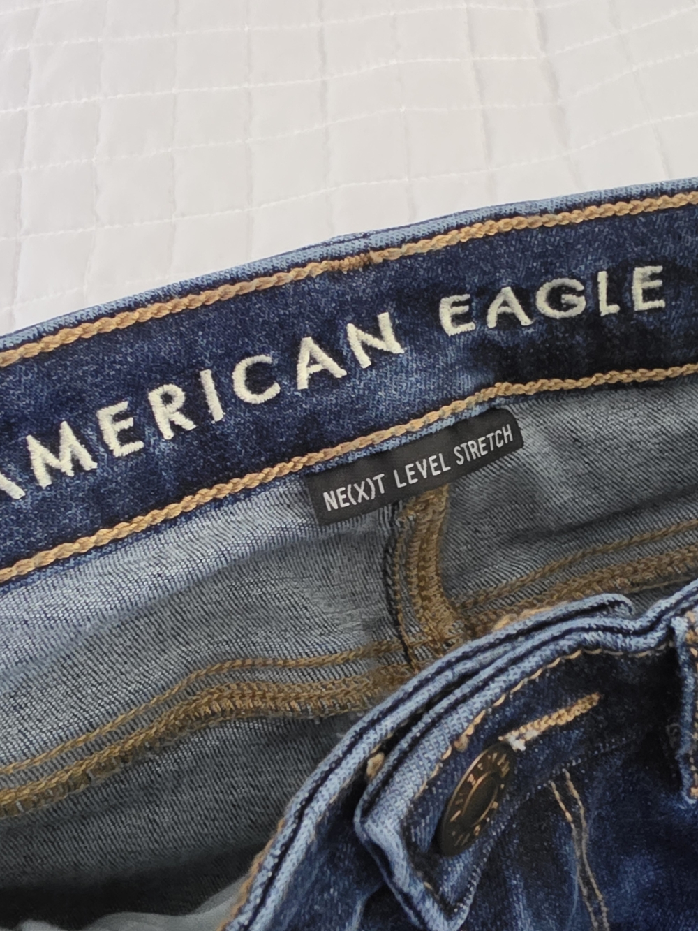 American Eagle Super Hi-Rise Flare Dark Wash Stretch Denim Womens Size 4 - Picture 8 of 10